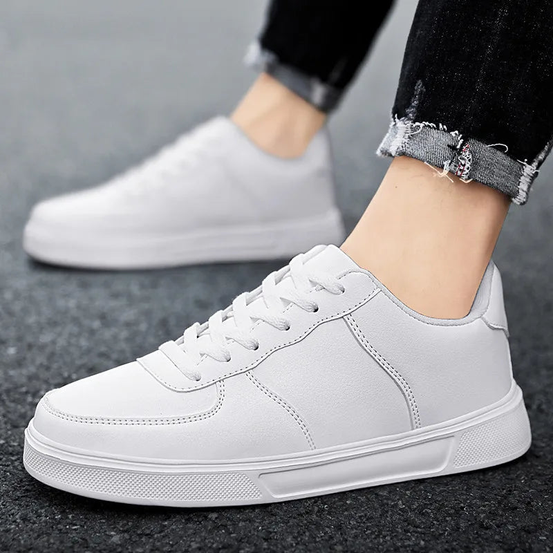 Men's leather shoes with elegant design and high quality. Several sizes are available. - Nix Store