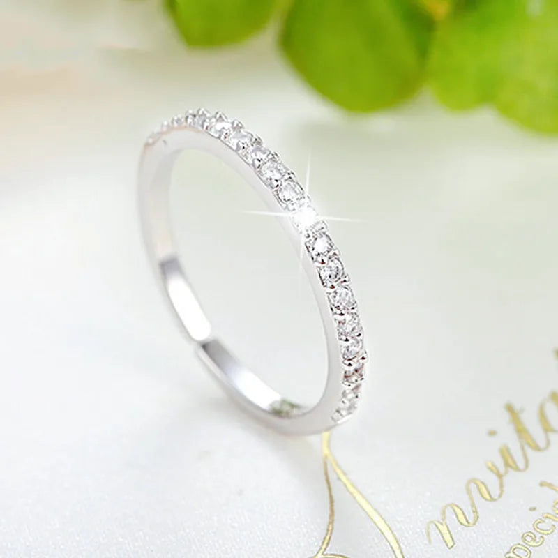 Women's ring with an elegant and modern design - Nix Store