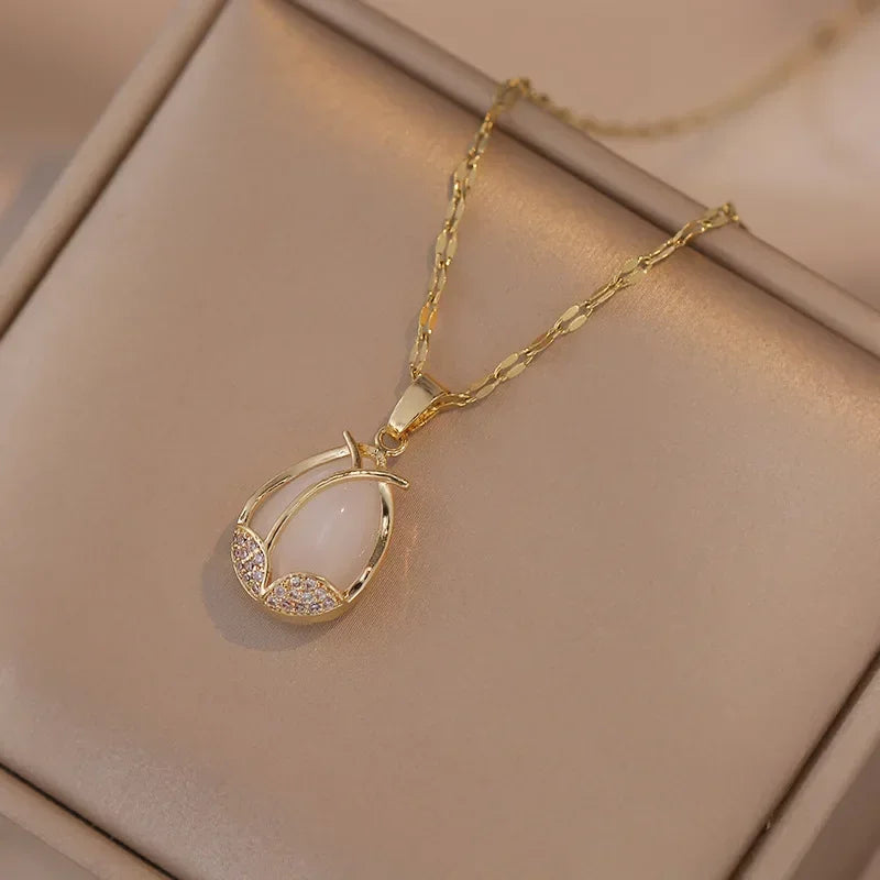 Elegant Tulip Drop Necklace for Women - Nix Store