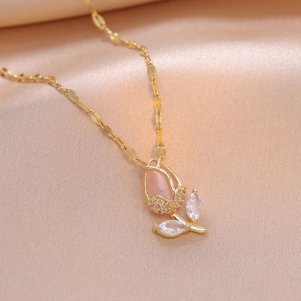 Elegant and high quality tulip flower necklace - Nix Store