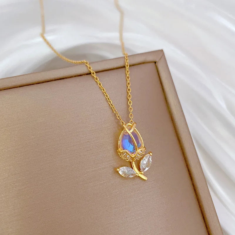 Elegant and high quality tulip flower necklace - Nix Store