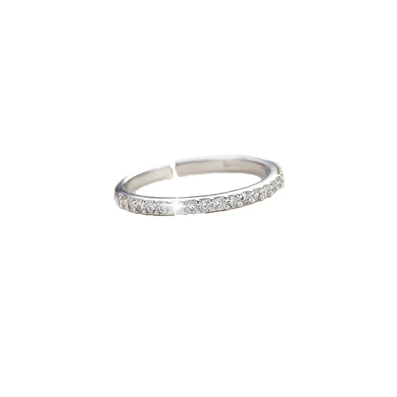 Women's ring with an elegant and modern design - Nix Store